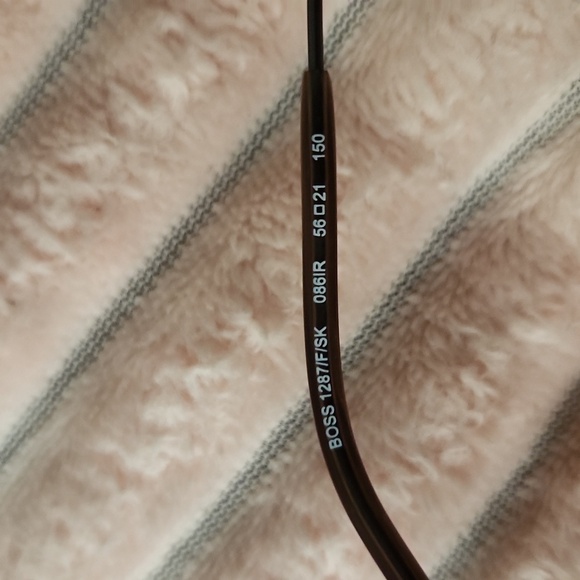Hugo Boss wire tortoise shell sunglasses ?